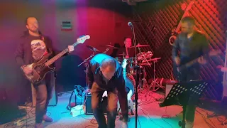 Fear of Ghosts perform Echo