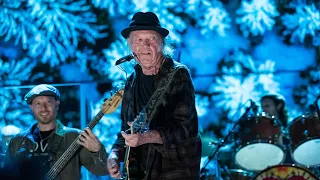 Neil Young & Promise of the Real - Harvest Moon (Live at Farm Aid 2019)