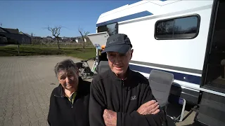 500.000 KM | 30 JAHRE L(I)EBEN IM SELBEN NIESMANN WOHNMOBIL: Uwe (84) und Helga (82) Rentner 2022 ♥️