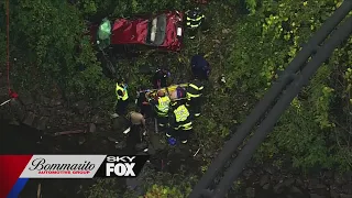 3 people rescued after car crashes into ravine near Hwy 367 in north St. Louis County