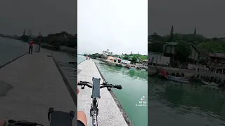 淡水漁港單車行 bike in Tamsui port