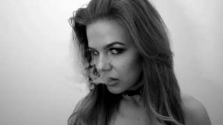 Bekki 'Smoking Hot' Promo