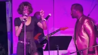 Whitney Houston - I'll Take You There [Live 2000]