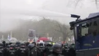 Arrests at Berlin protest against virus measures