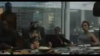 *ESCENA ELIMINADA* Tony Stark rapa la cabeza a Rocket Racoon AVENGERS: END GAME