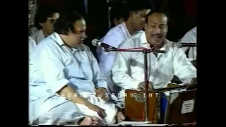 Sanu Ek Pal Chain Na Aave Best Version with English Translation  Ustad Nusrat Fateh Ali Khan Party