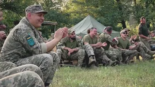 Готові давати відсіч ворогу. Як відбувається навчання командирів взводів Сил тероборони ЗСУ