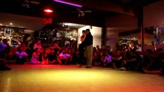 Ariadna Naveira y Fernando Sánchez baile en Milonga 10 - Una﻿ Fija