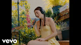 Lorde - Stoned at the Nail Salon (Rooftop Performance)