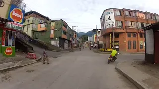 8 Mocoa - Putumayo, sector centro. Tour en moto por Colombia.