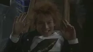 BATTLE ROYALE : Kazuo Kiriyama kills Mitsuko Souma