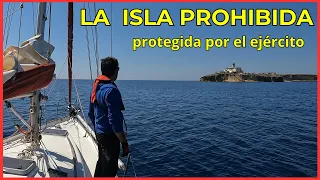 Isla de ALBORÁN, la isla custodiada por el ejercito Español