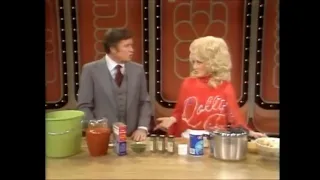 Dolly Parton Mike Douglas Clip from 1977