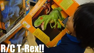 Dinosaur Toys: R/C T-Rex VS Triceratops Dinosaurs Unboxing & Playtime 1 of 2