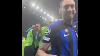 This is what its like to celebrate with Lautaro Martinez in front of Inter fans at the San Siro #UCL