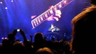 INSANE!!! Angus Young Solo