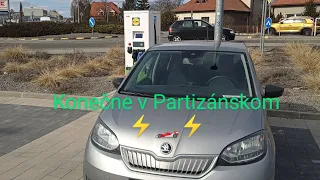 Konečne rýchlo nabíjačka v Partizánskom na parkovisku Lidl - spustená