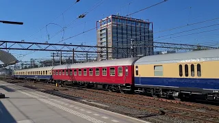 13-08-2022, Amsterdam Centraal: 186 142 + 01 1075