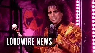 Alice Cooper Wows in 'Jesus Christ Superstar'