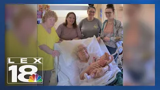 Six generations of women gather for family photo in Kentucky