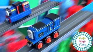 Thomas the Train Sodor Super Station Speedway | Thomas and Friends Mystery Wheel Challenge