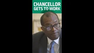 Chancellor Kwarteng gets to work on government priorities #costofliving
