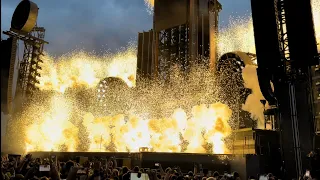 Rammstein Intro + Armee der Tristen - live in Prague 16.5. 2022