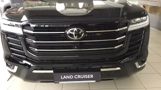 LAND CRUISER BLACK