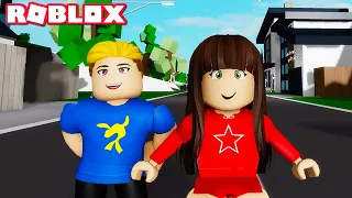 FIZ O LUCCAS E A GI NO BROOKHAVEN DO ROBLOX