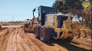 PATROL NO CASCALHAMENTO DE ESTRADA/Motoniveladora/Patrola/Road Grader/Motor Grader/Niveleuse GD655