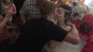 Bride With Terminal Cancer Gets Married While in Hospice Care