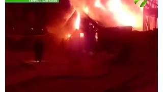 В Салехарде при пожаре срочно эвакуировали 5 человек