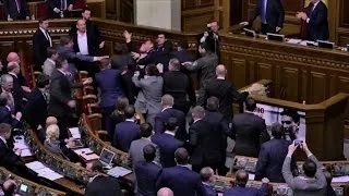 Mass brawl breaks out in Ukrainian parliament