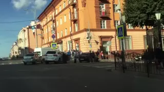 В Смоленске джип депутат областной думы врезался в такси