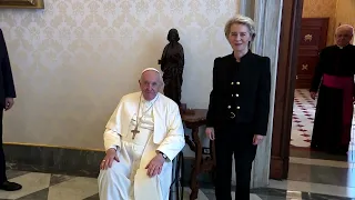 EU chief von der Leyen and Pope discuss Ukraine