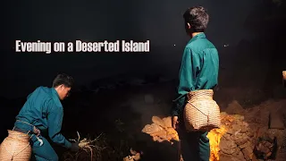 Deserted Island at Night - Building a new life on a deserted island - Life off the grid 12