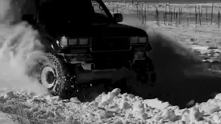 The RLLC80 80-Series Land Cruiser Giving A Little Rip In The Snow - Red Line Land Cruisers