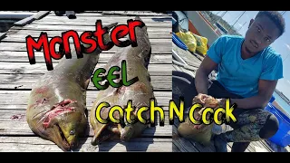 MONSTER!! Moray EEL Catch N Cook | Sunday funday -ep 2