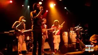 Chronixx Live - Here Comes Trouble / Reggae Medley @ 013, Tilburg (NL) April 14, 2014