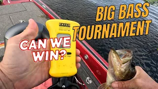 Big Bass Tournament Flipping for a big bass!