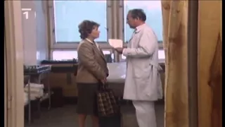 Šílenec komedie Československo 1986