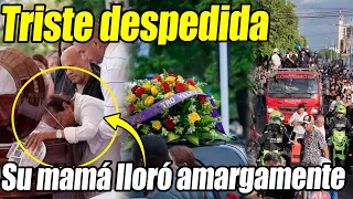 Así fue el funeral de Omar Geles! Doña Hilda llora amargamente en el entierro de su hijo Omar Geles