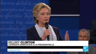 Màn tấn công cá nhân giữa Hillary Clinton - Donald Trump