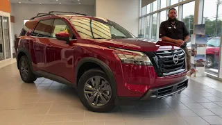 SER 2022 Pathfinder Walk-around Featuring Heath Childs (Official Video) Lee Nissan FWB