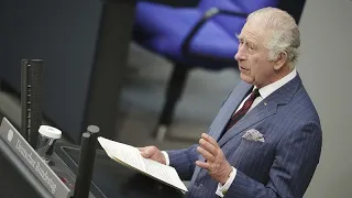 Er spricht Deutsch: Königs Charles III im Bundestag in Berlin
