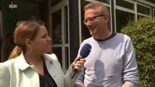 Jasmin Wenkemann vor Ort: Geschundene Kreaturen in der Nachbarschaft willkommen | extra 3 | NDR