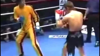 Bruce Lee (Jeet Kune Do) vs. Thai Boxer | real fight