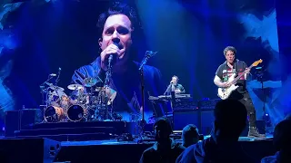 Journey - UBS Arena - Feb 25, 2022 - Girl Can't Help It (Jason Derlatka on vocals)