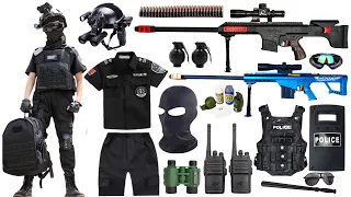 Special police weapon toy set unboxing, Barrett sniper rifle, Glock pistol, bomb dagger, gas mask
