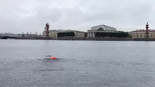 Эстафетный заплыв в холодной воде Санкт-Петербург – Кронштадт